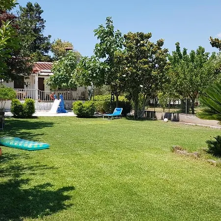 Country House By The Sea !!! Holiday home