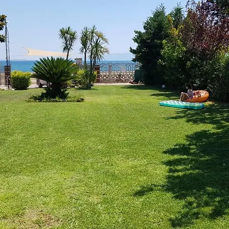 Country House By The Sea !!! Prázdninový dům Karavómilos